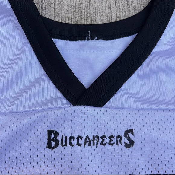 Warren Sapp 99 Autographed White Jersey Wilson L Size 14-16 Tampa Bay Buccaneers - Picture 6 of 11